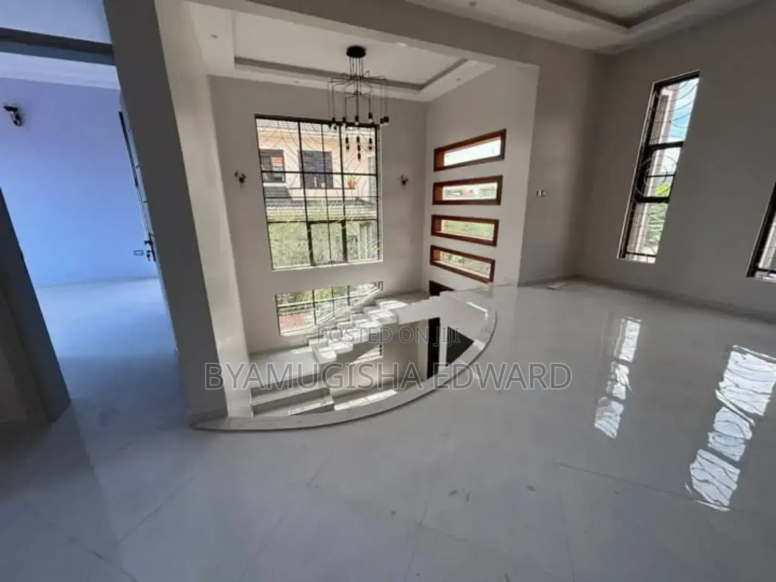4bdrm House in Standalone Kisaasi, Central Division for rent
