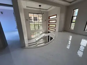 4bdrm House in Standalone Kisaasi, Central Division for rent