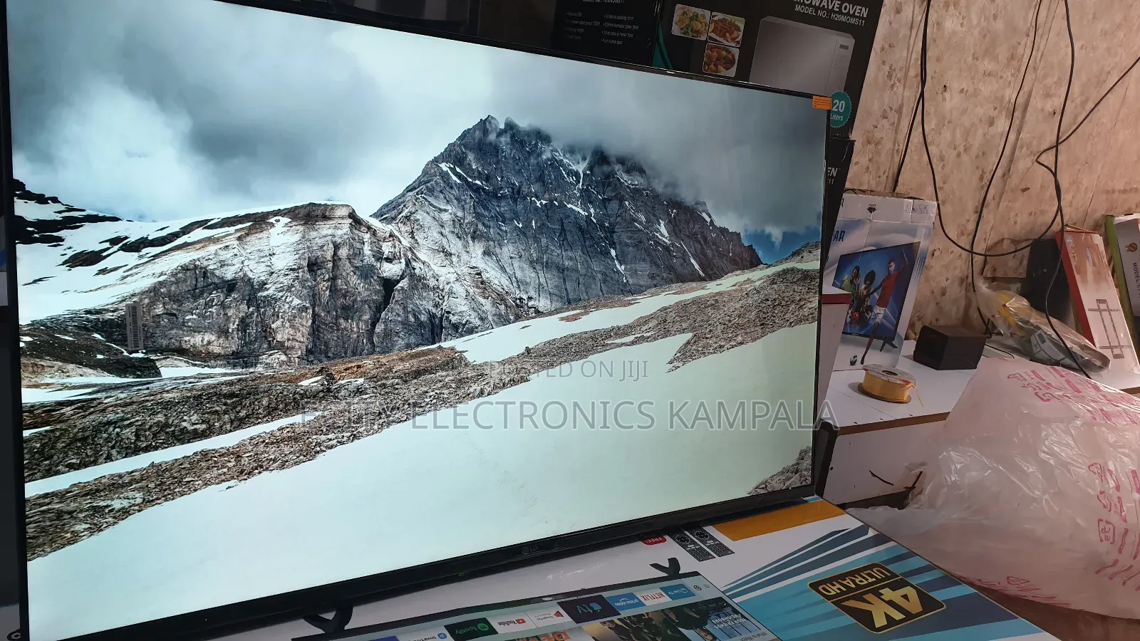 Its Boxed Tv 60" Inch Lg Smart
