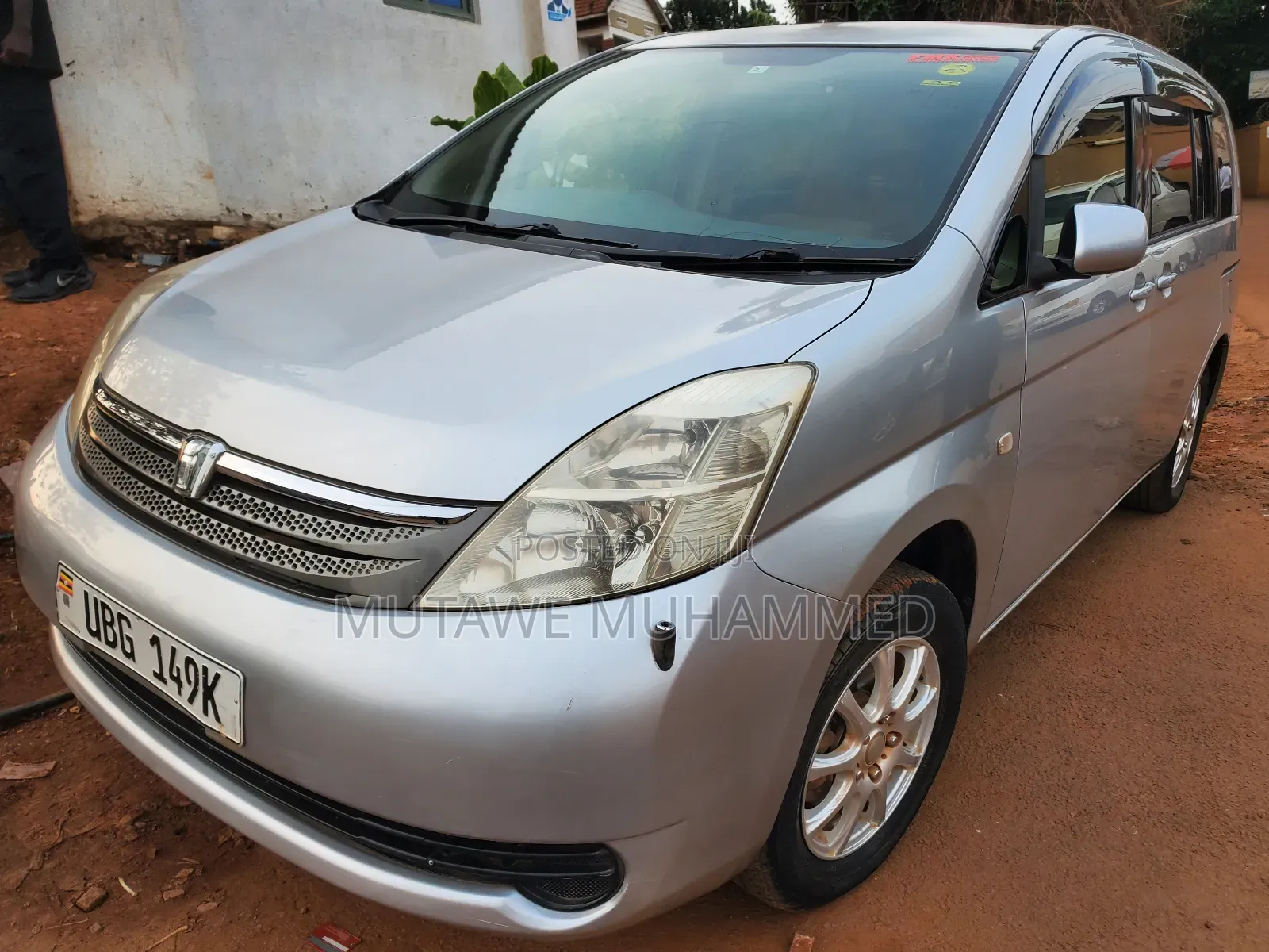 Toyota ISIS 1.8 Platana 2007 Silver