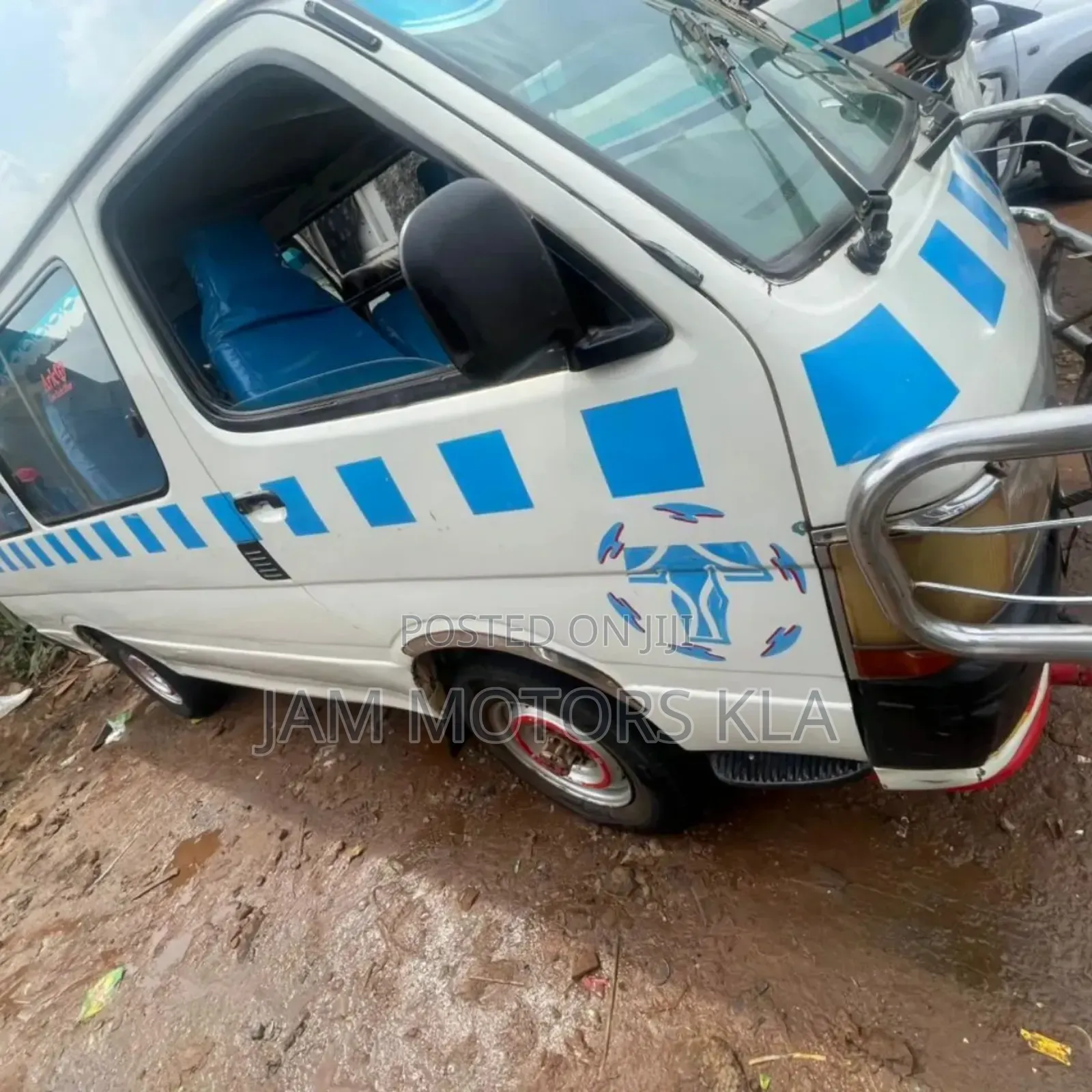 Toyota HiAce 1997 White