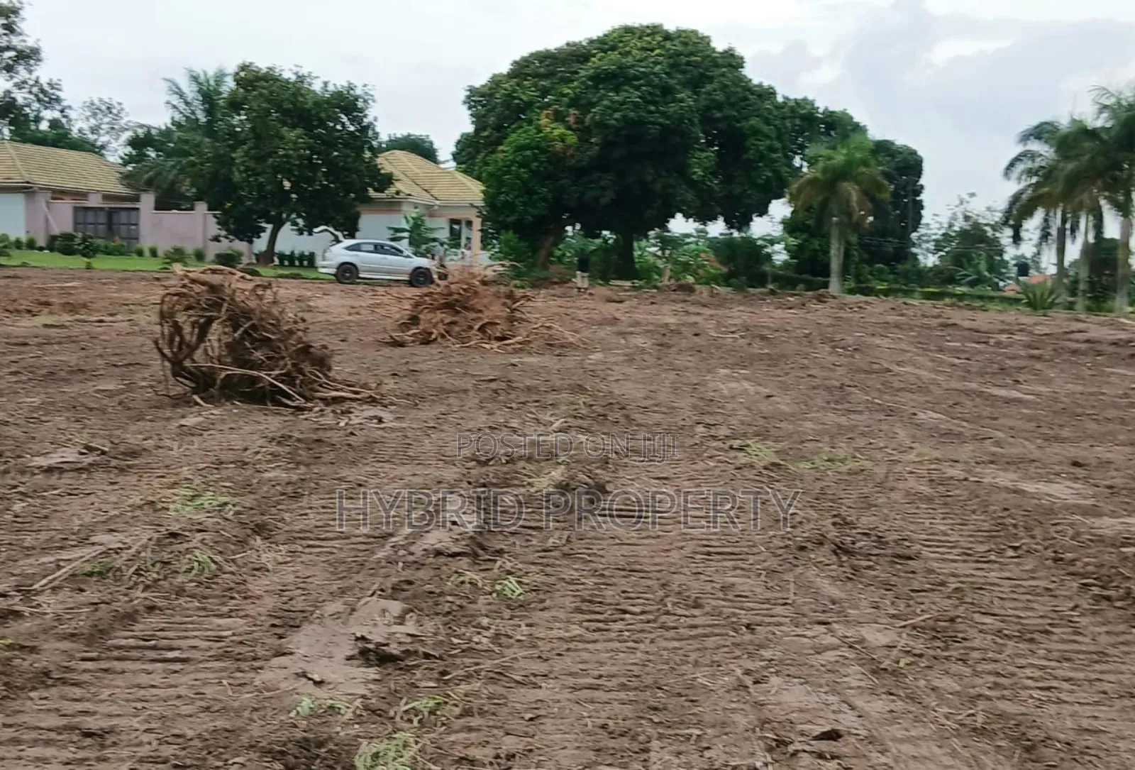Prime Plots for Sale at Kakiri Town Tarmac View Mega Estate~Hoima Rd