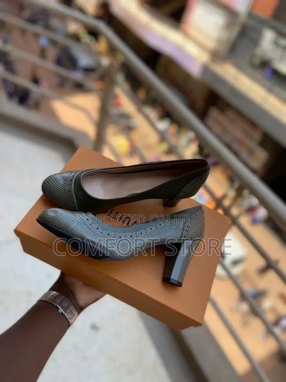 Lady’S Office Shoe