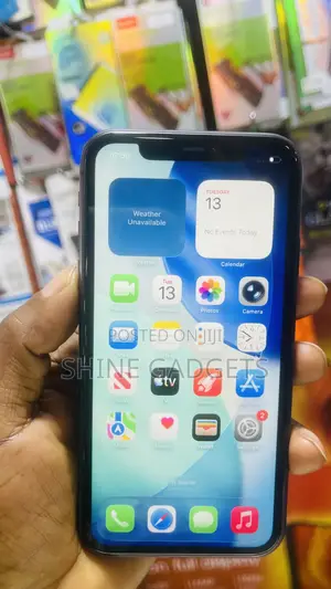 Apple iPhone 11 64 GB Black