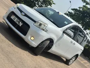 Toyota Sienta 1.5 AWD 2011 White
