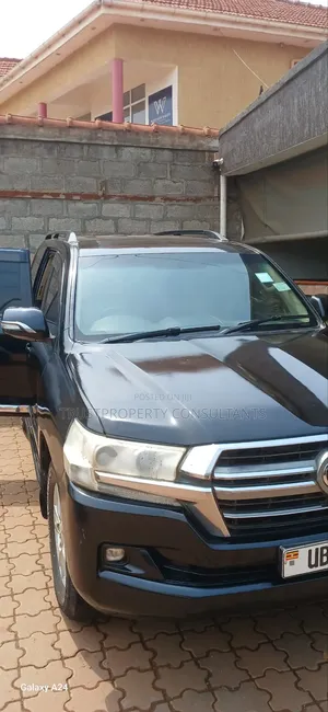 Toyota Land Cruiser Prado 2015 Black