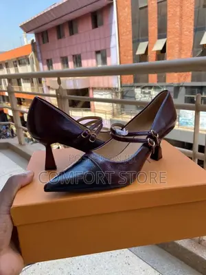 Big Tree High Heel