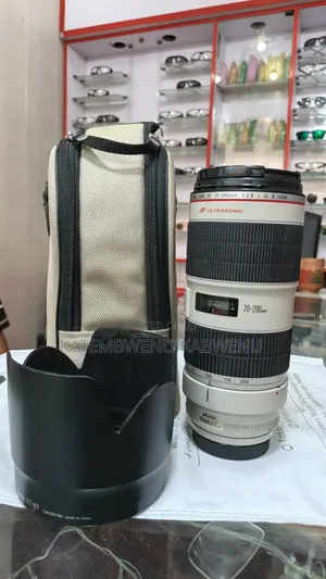 Canon Lens 70-200 F/2.8 M2 Second Generation in Good Working Condition