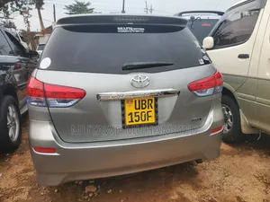 Toyota Wish 2010 Gray