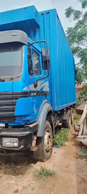Mercedes Benz Truck