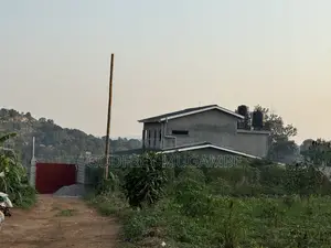 4bdrm Mansion in Goma for sale