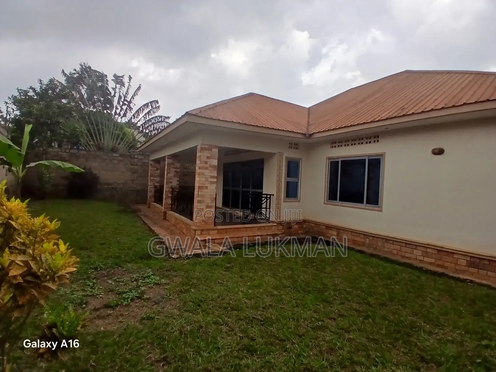 4bdrm Apartment in Kuambiro, Nakawa for sale