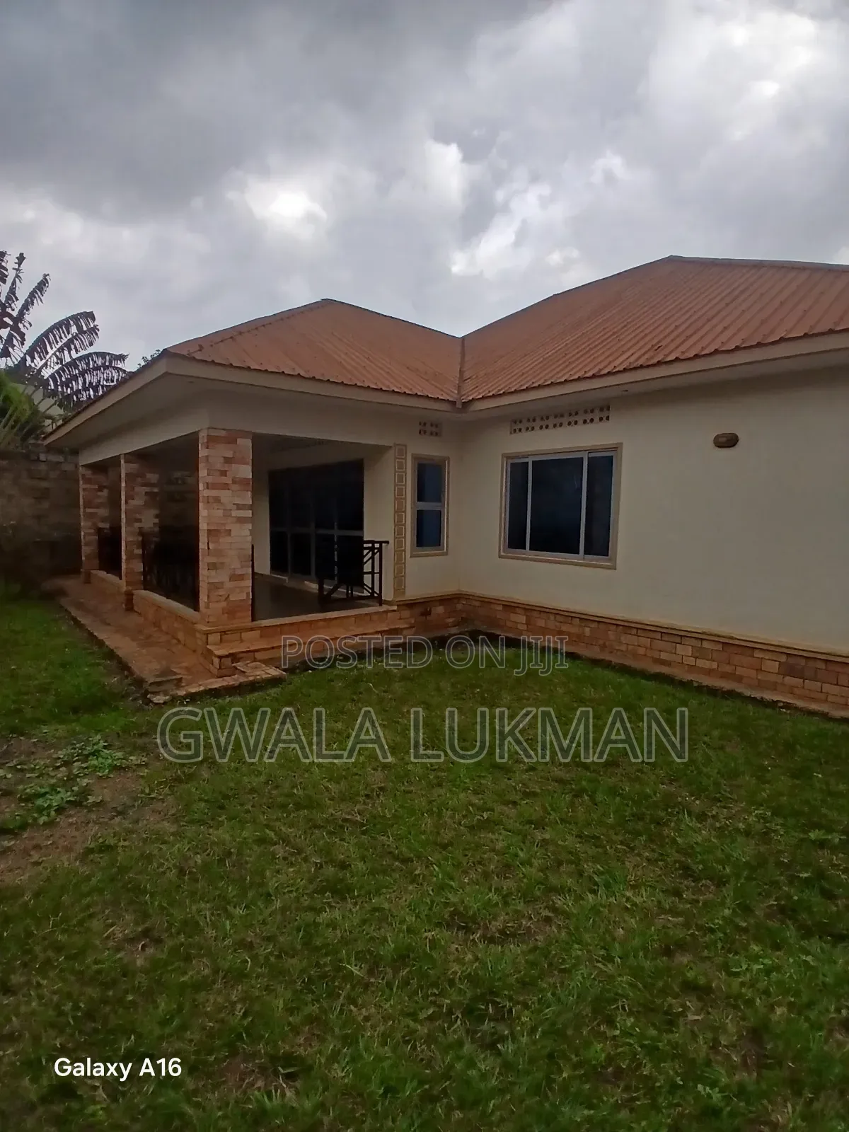 4bdrm Apartment in Kuambiro, Nakawa for sale