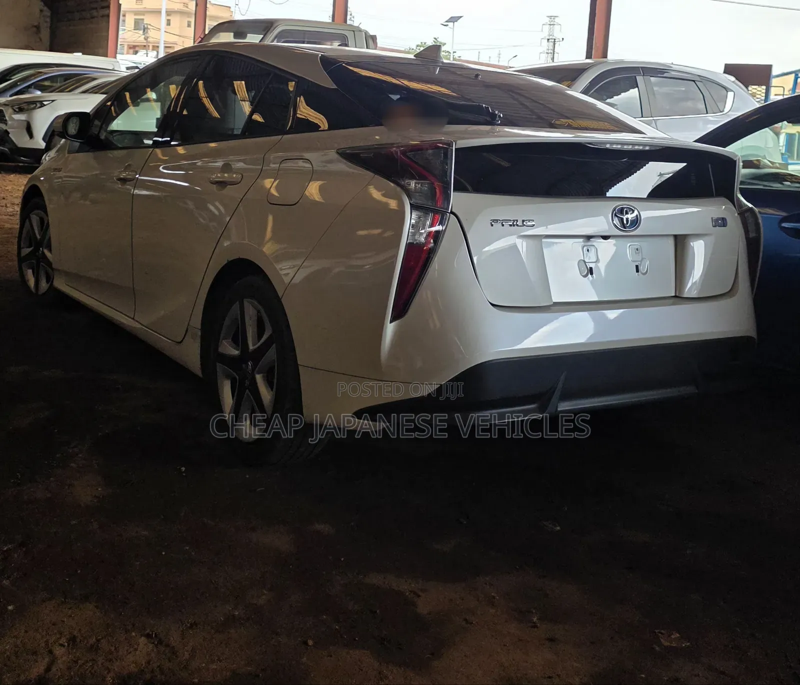 Toyota Prius Four 2017 White