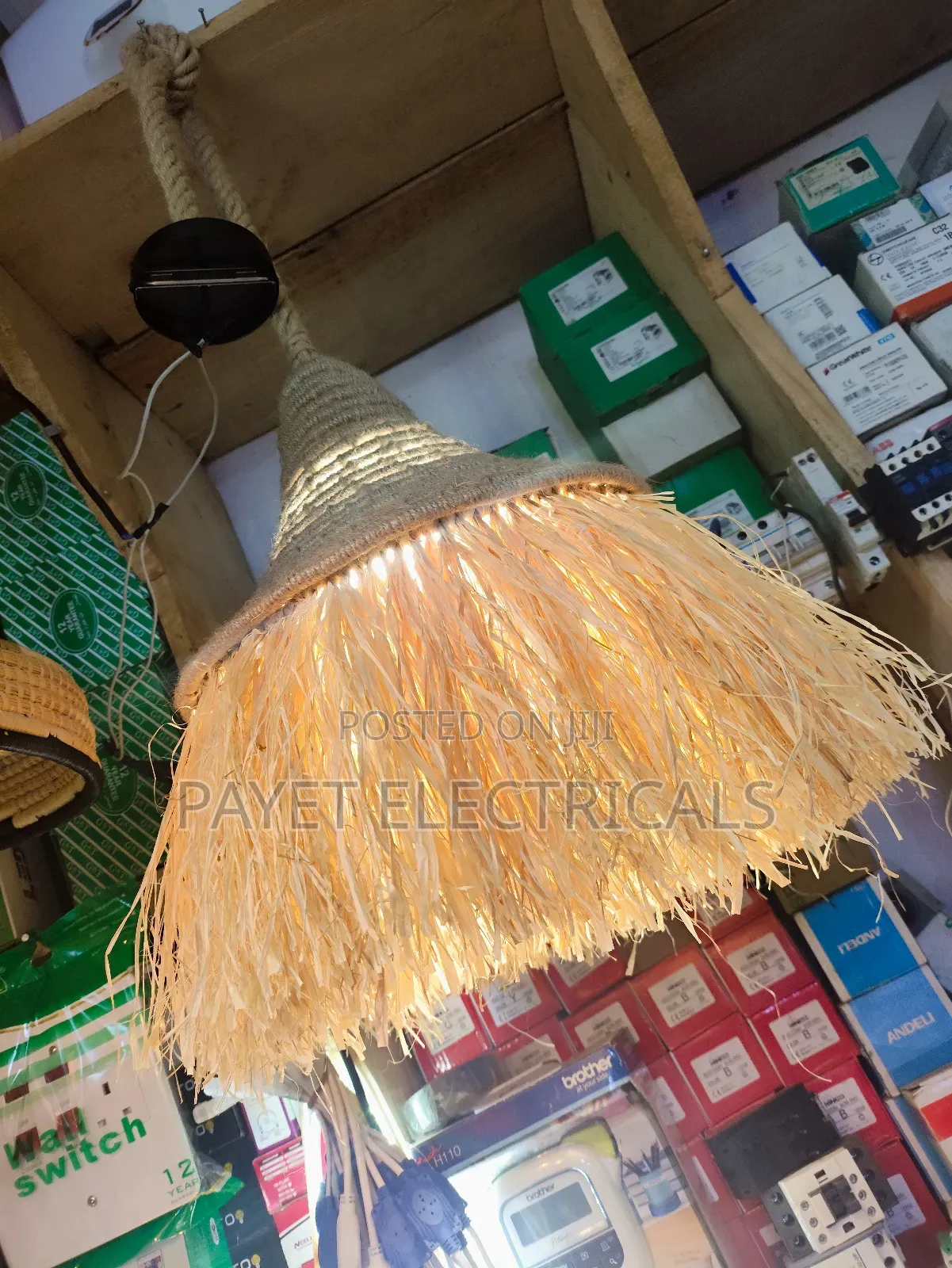 Unique Thread Pendant Lamp Holder