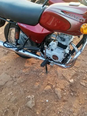 Bajaj Boxer 100 2024 Red