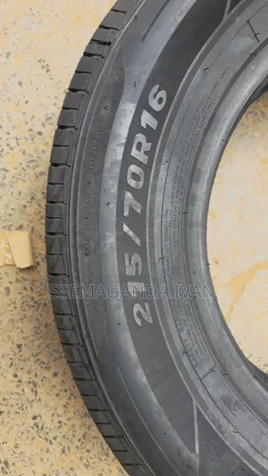 215/70r16 H/T Design Argos Tyres