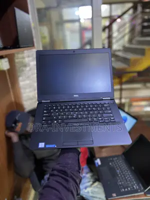 Laptop Dell Latitude 14 E7470 8GB Intel Core i5 SSD 256GB