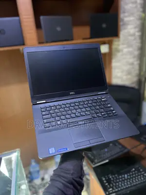New Laptop Dell Latitude 14 E7470 8GB Intel Core i5 SSD 256GB