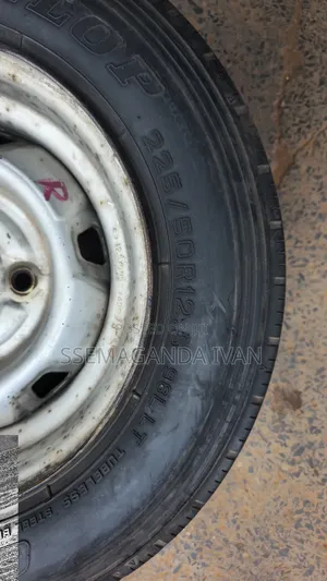 225/50r12.5 Wide Foreign Used Dunlop Tyres