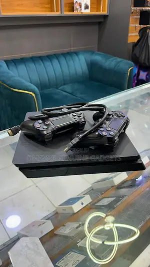 Play Station 4 Chipped