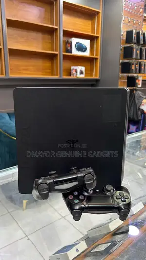 Play Station 4 Chipped