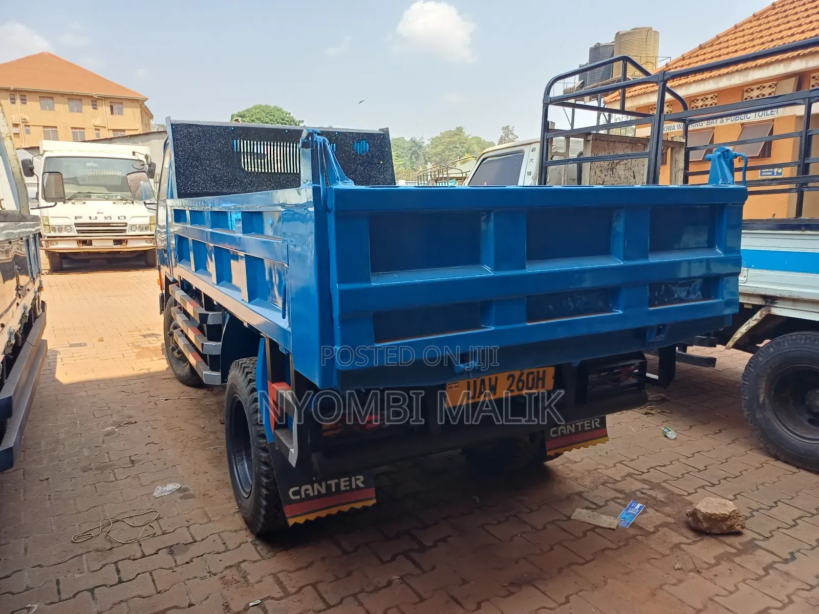 Mitsubish Canter Tipper
