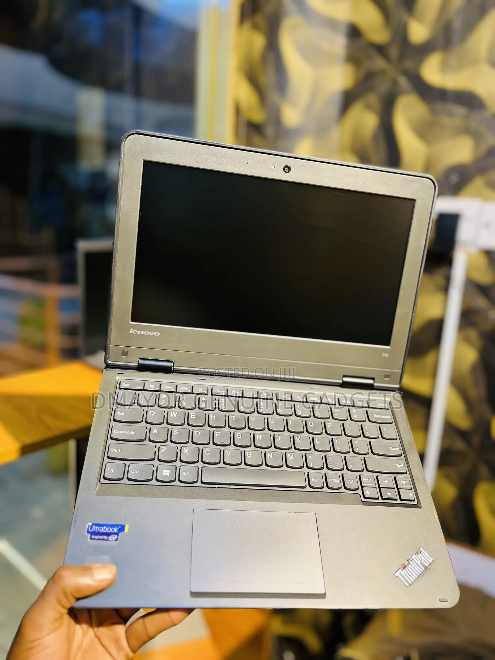 Laptop Lenovo ThinkPad 11e 4GB Intel Celeron HDD 500GB