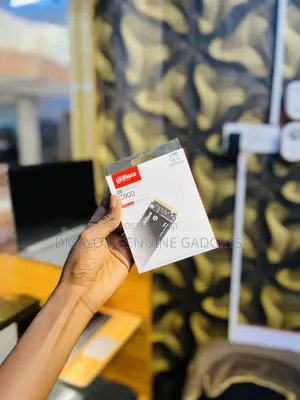SSD 6.Terabyte Lexar
