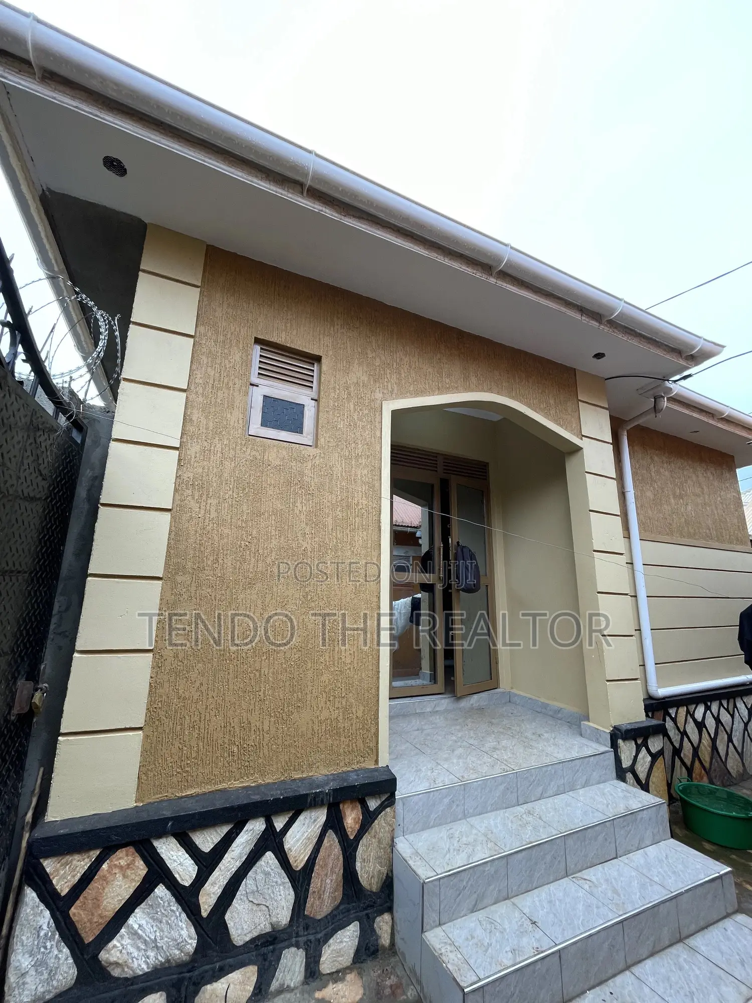 1bdrm Bungalow in Makula, Rubaga for rent