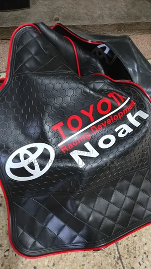 Toyota Noah Black Rubber 3d Floor Mats and Carpets