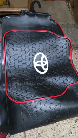 Toyota Noah Black Rubber 3d Floor Mats and Carpets