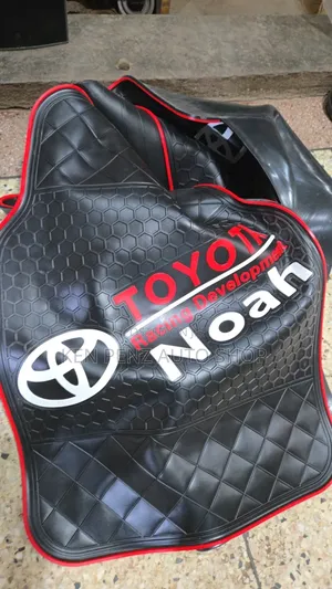 Toyota Noah Black Rubber 3d Floor Mats and Carpets