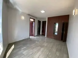 2bdrm House in Kisaasi, Central Division for rent