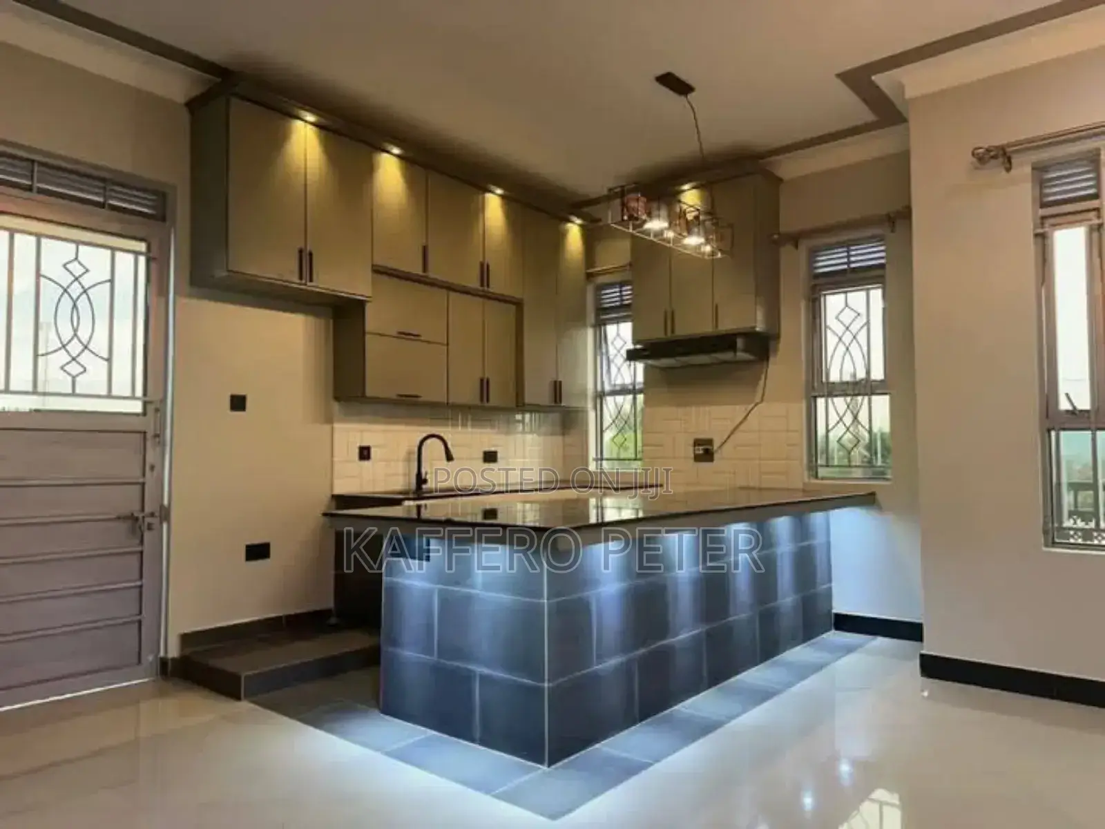 4bdrm House in Standalone Kisaasi, Central Division for rent