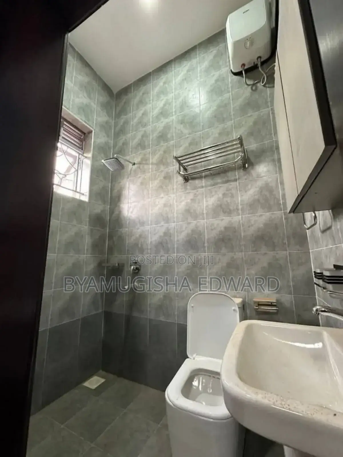 4bdrm House in Standalone Kisaasi, Central Division for rent