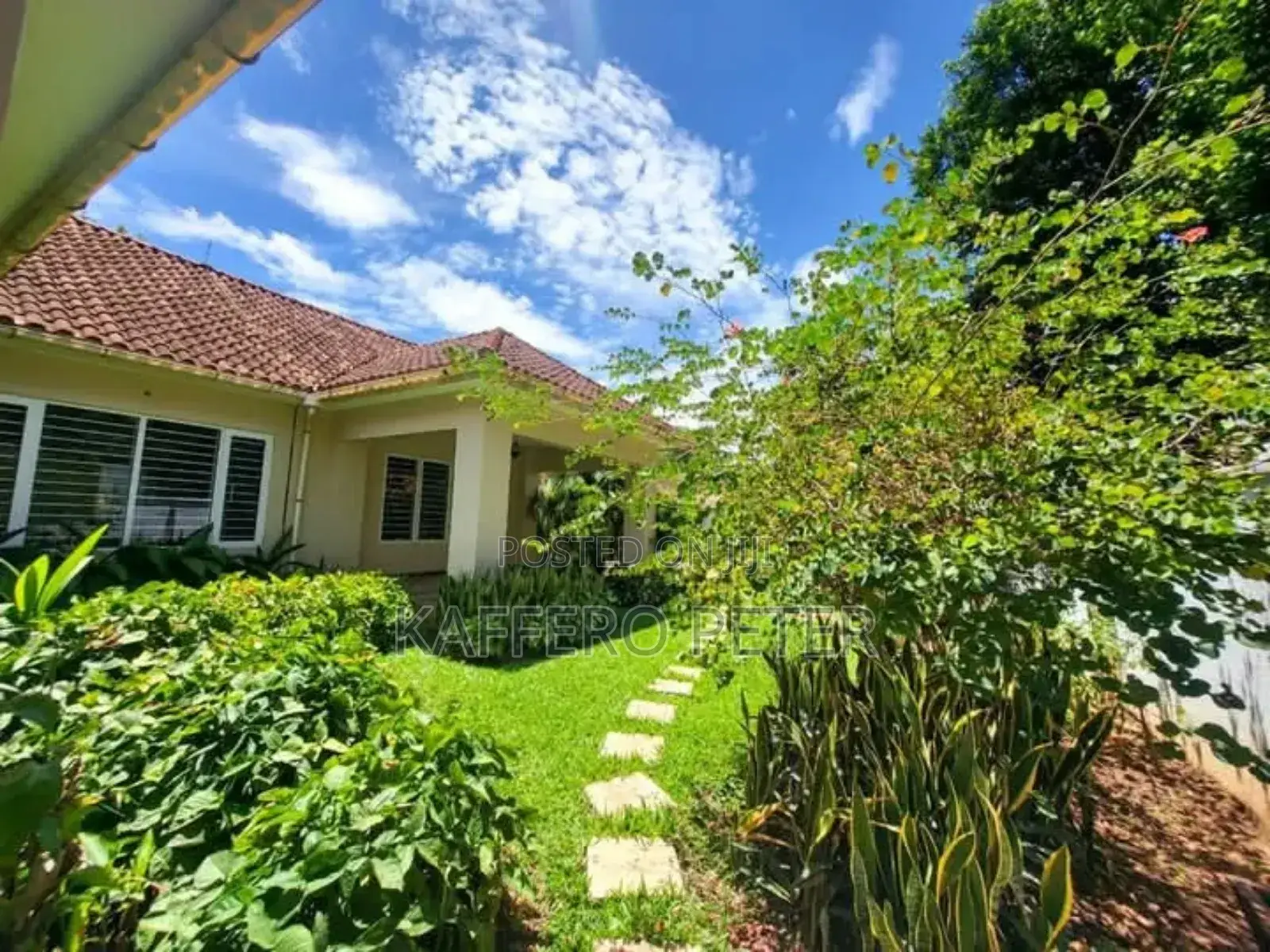3bdrm House in Standalone Kisaasi, Central Division for rent