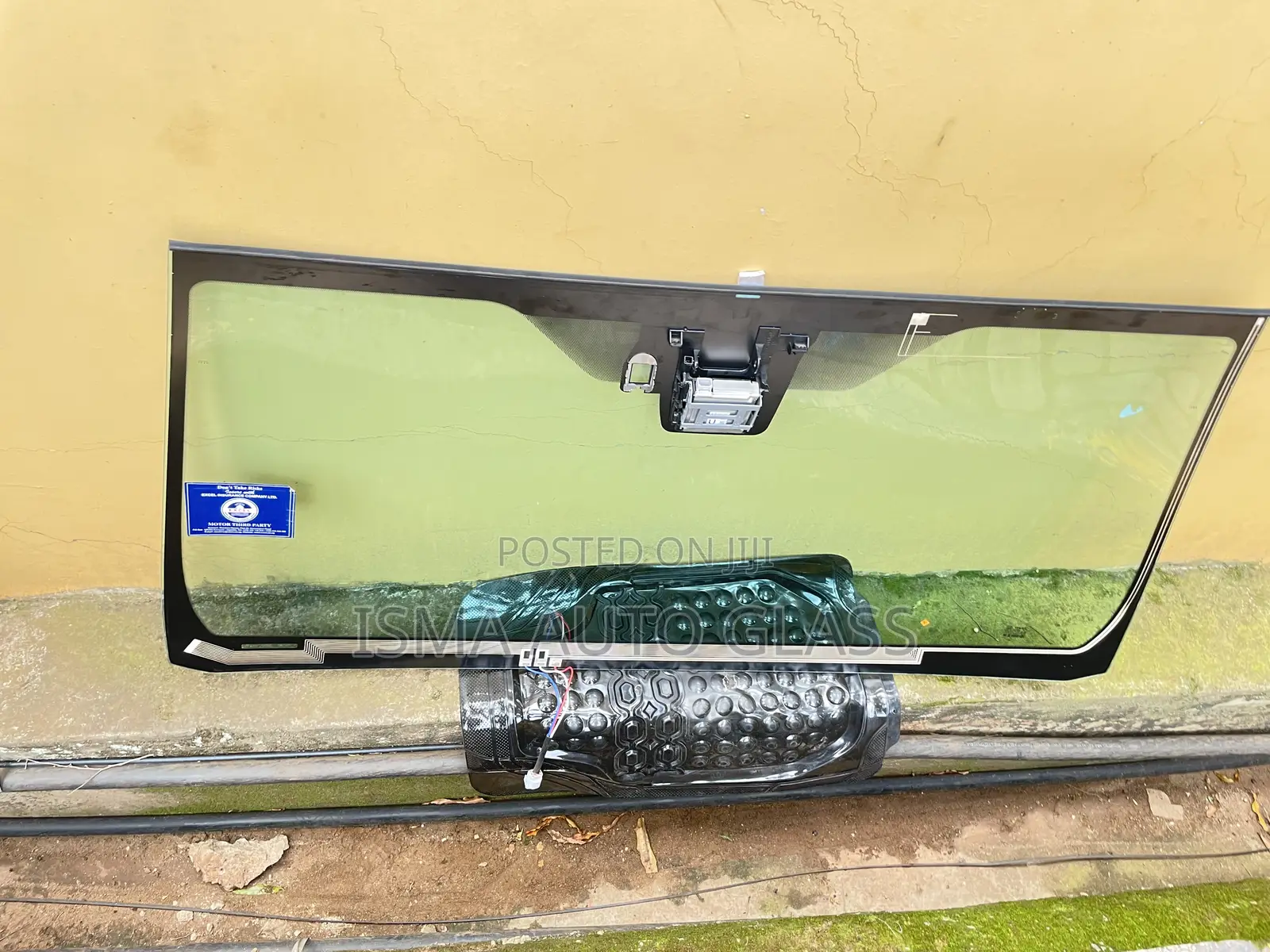 Prado Tx Windscreen Glass