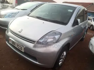 Toyota Passo 2008 Silver