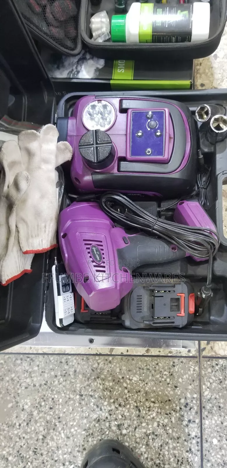 Car Jack or Cordless Hydraulic Car Jack