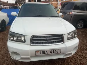 Subaru Forester 2004 White