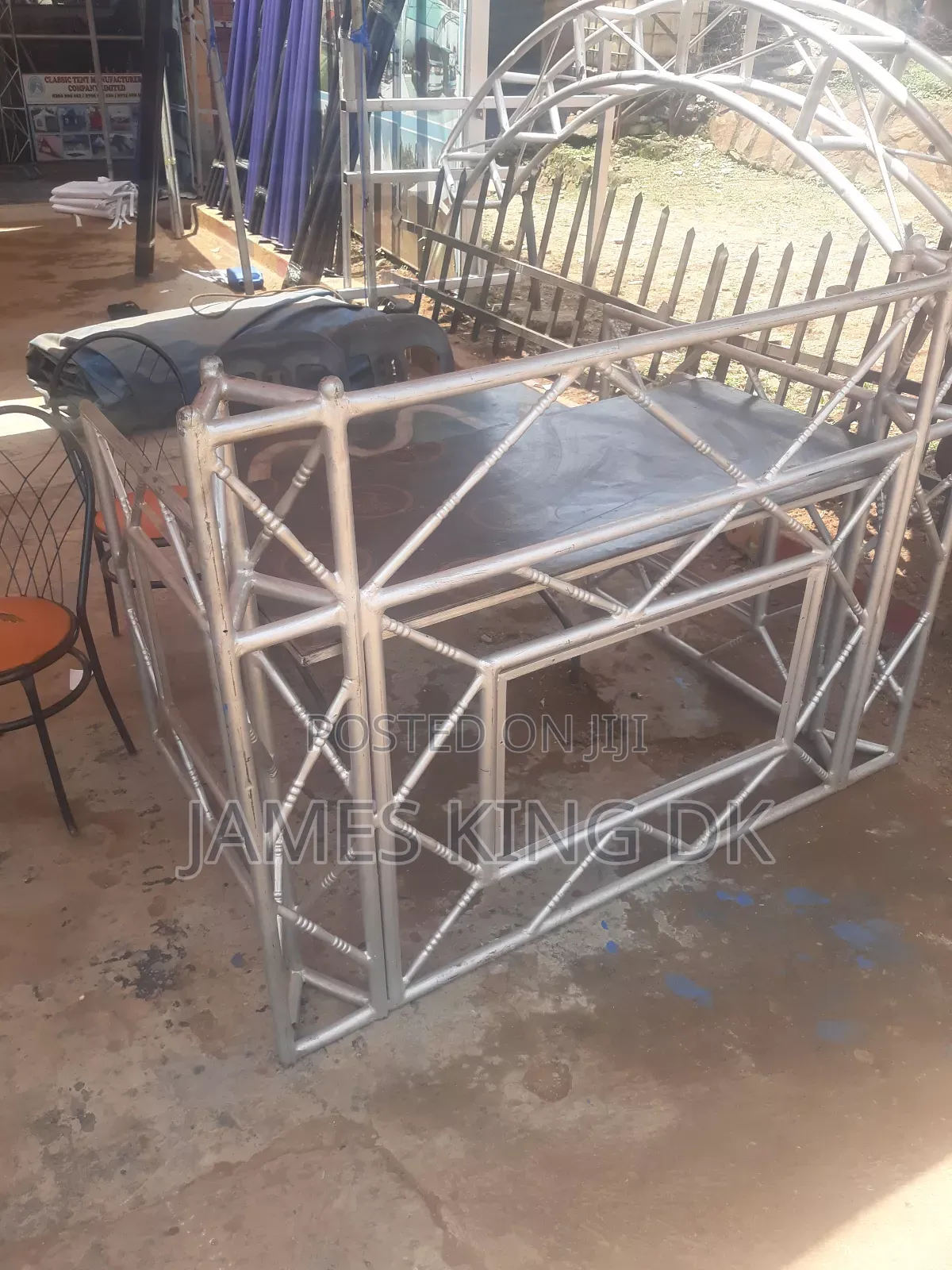 Dj Table Stand