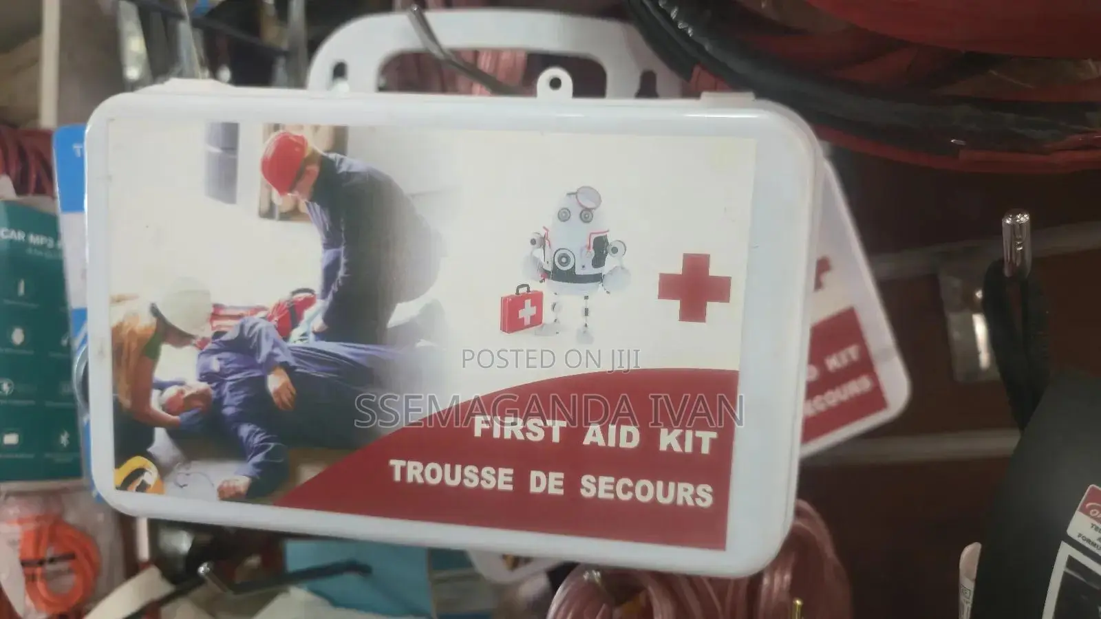 All Car First Aid Kit/Trousse De Secours Brand New