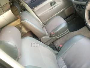 Toyota TownAce Noah 2000 Pearl