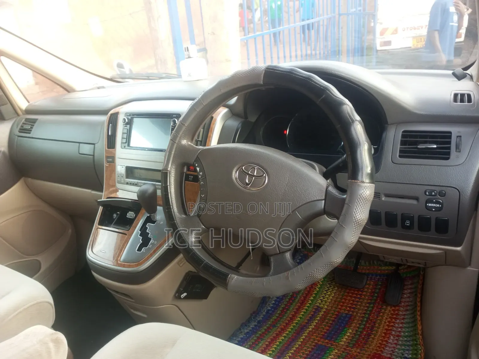 Toyota Alphard 2006 Silver