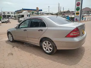 Mercedes-Benz C180 2006 Silver