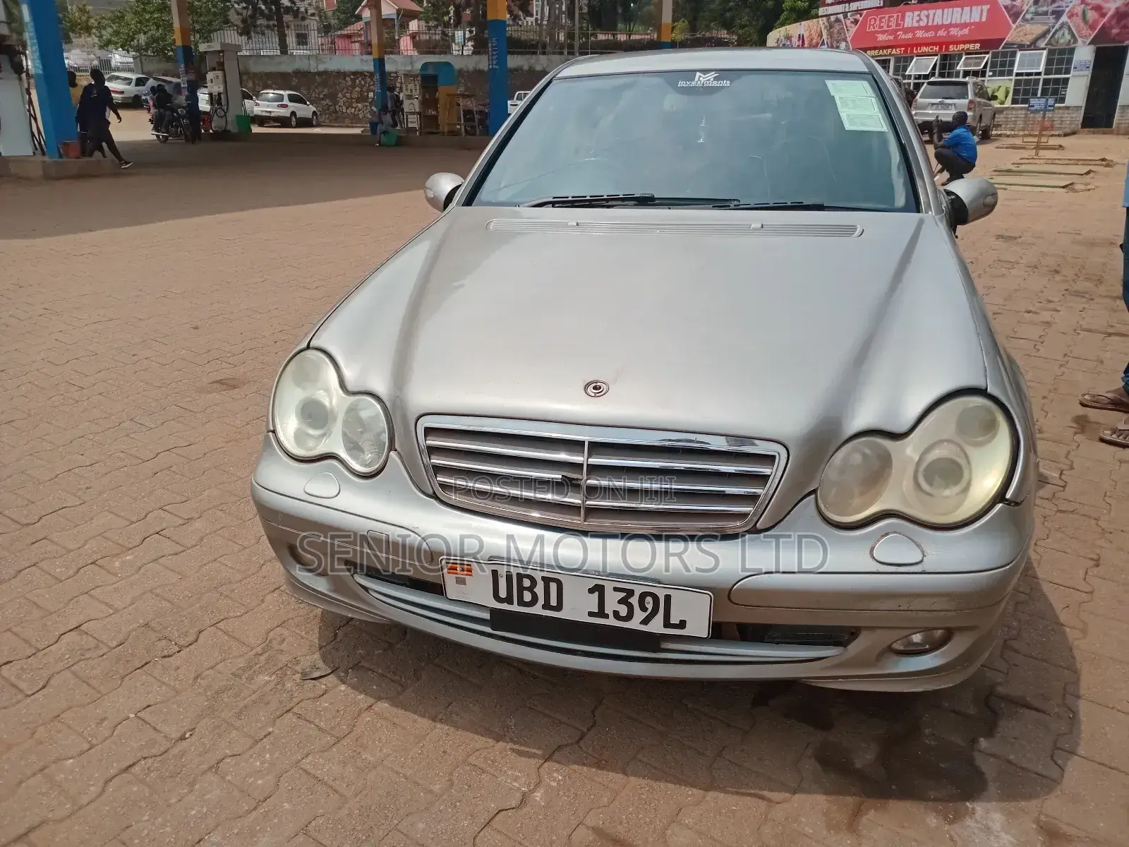 Mercedes-Benz C180 2006 Silver