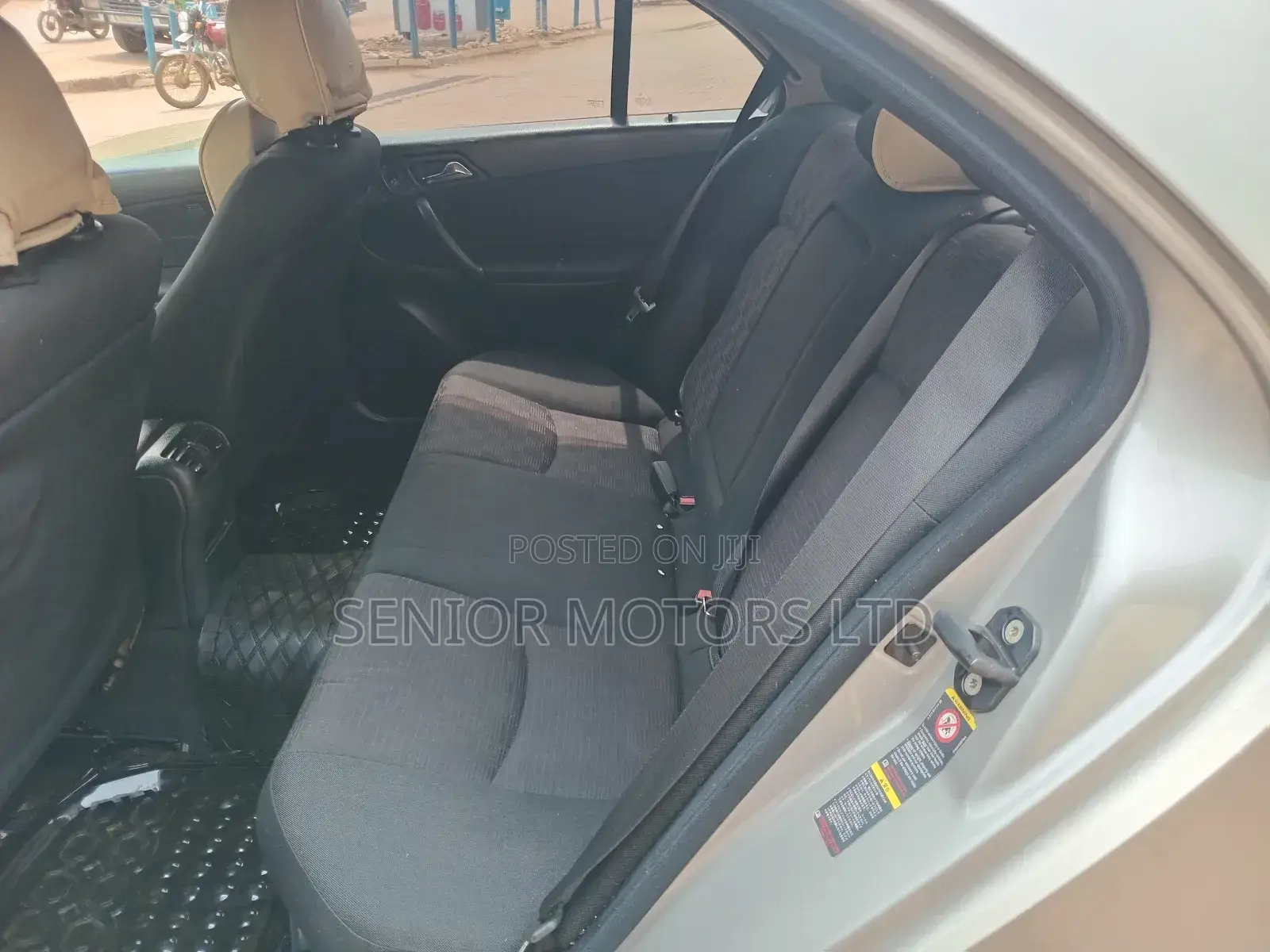 Mercedes-Benz C180 2006 Silver