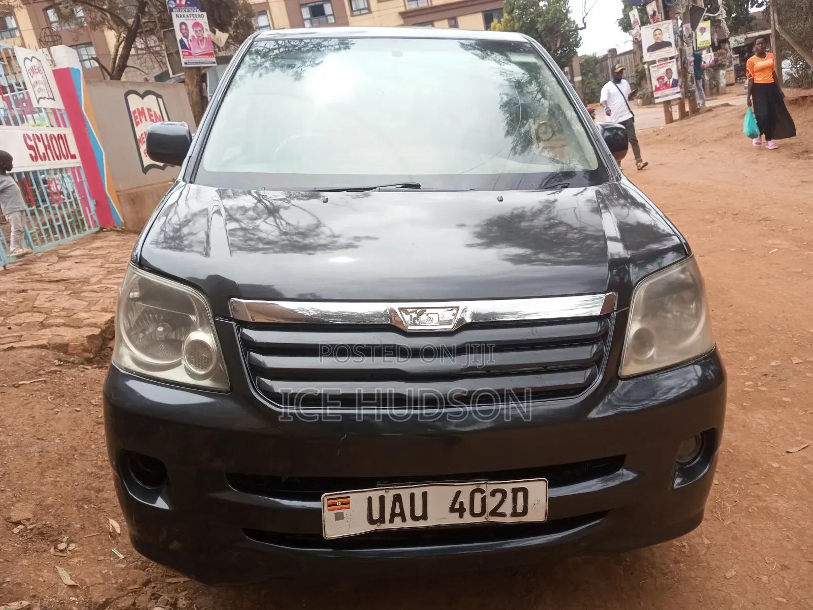 Toyota Noah 2004 Black