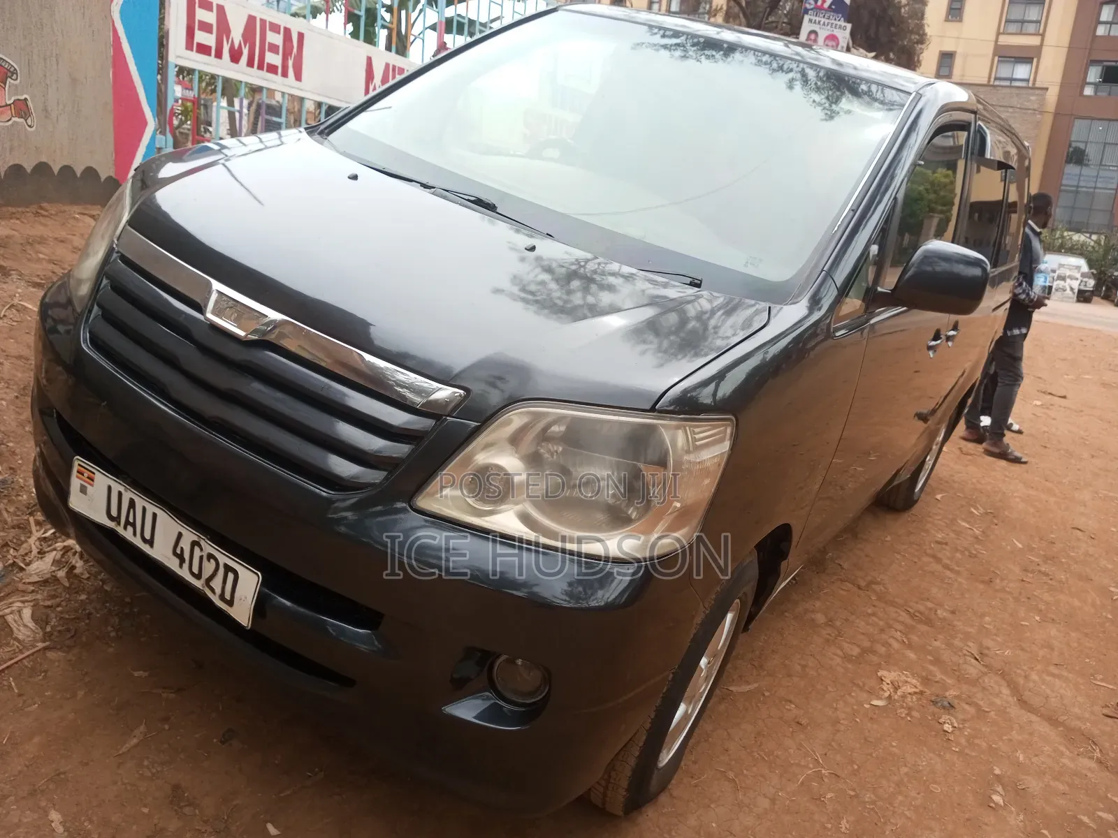 Toyota Noah 2004 Black
